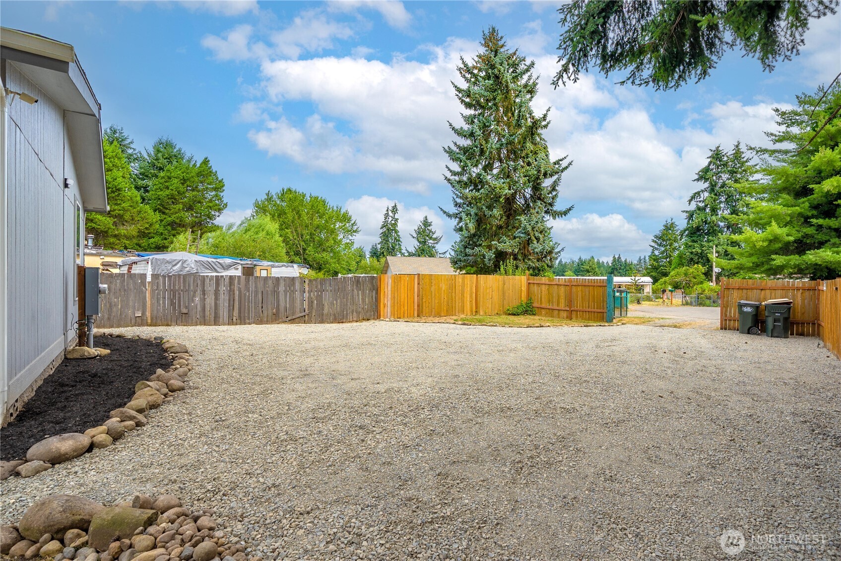 16507 Suntree Court Property Photo 30