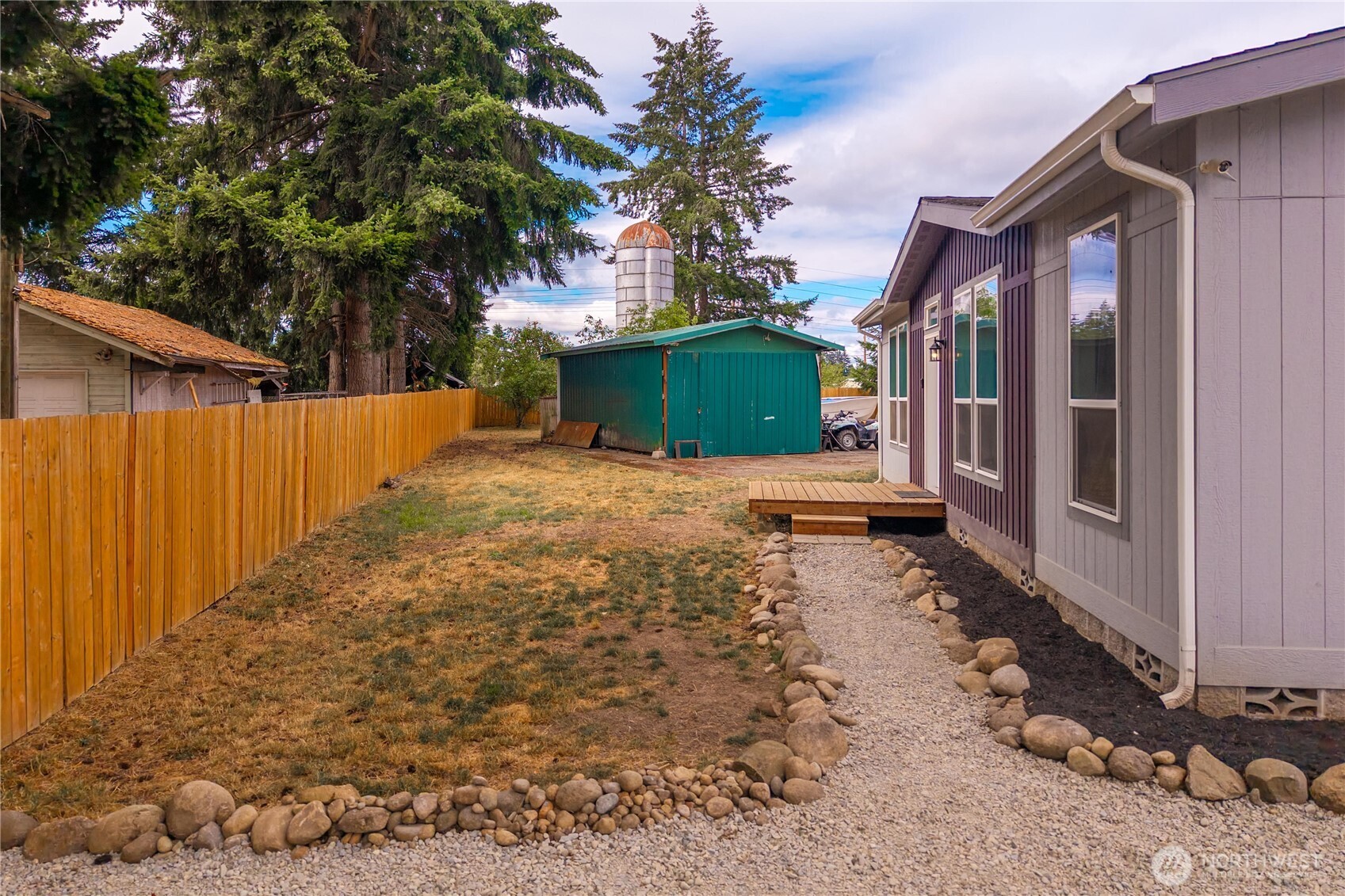 16507 Suntree Court Property Photo 33