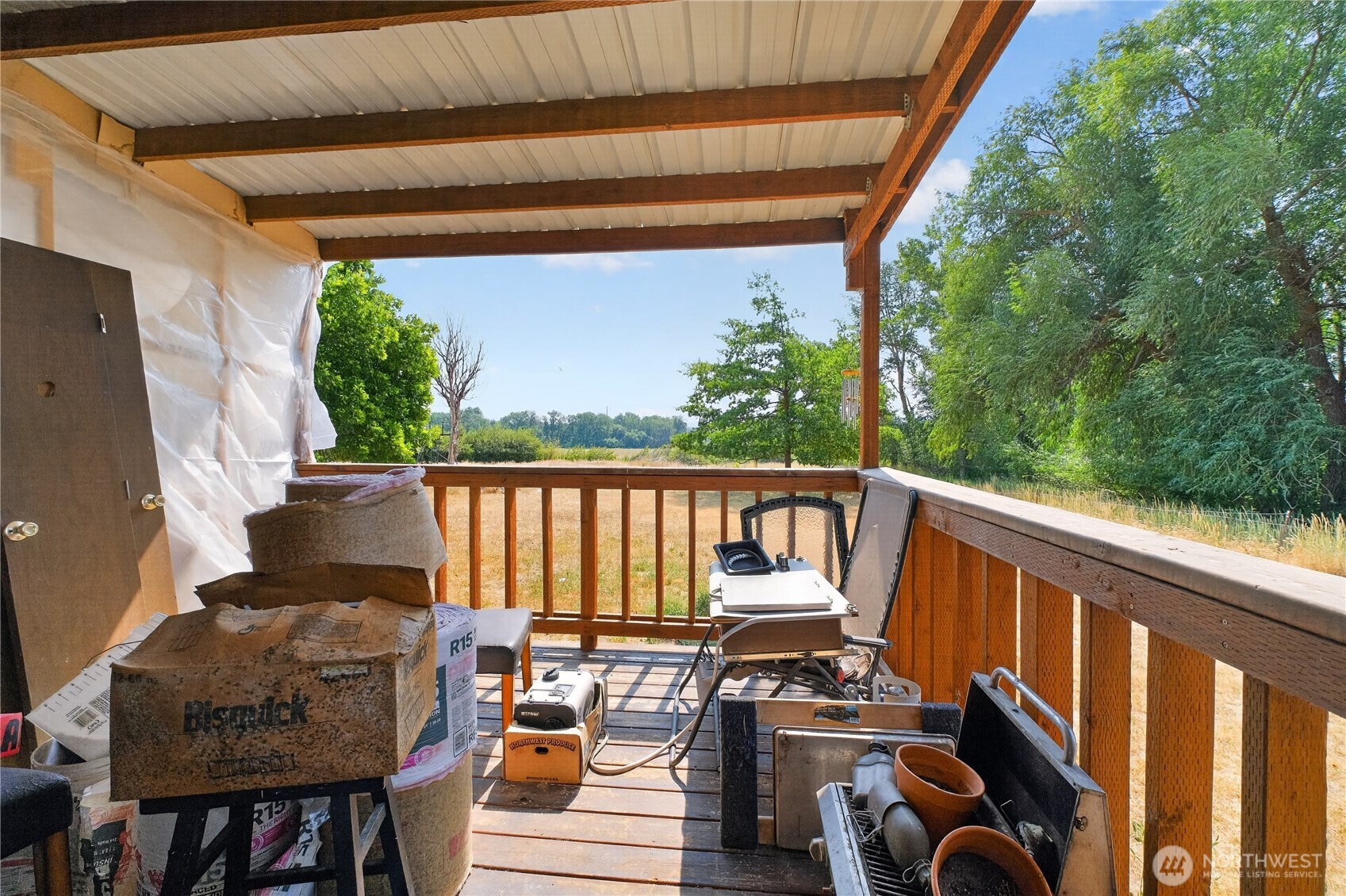 2322 Umptanum Road Property Photo 5