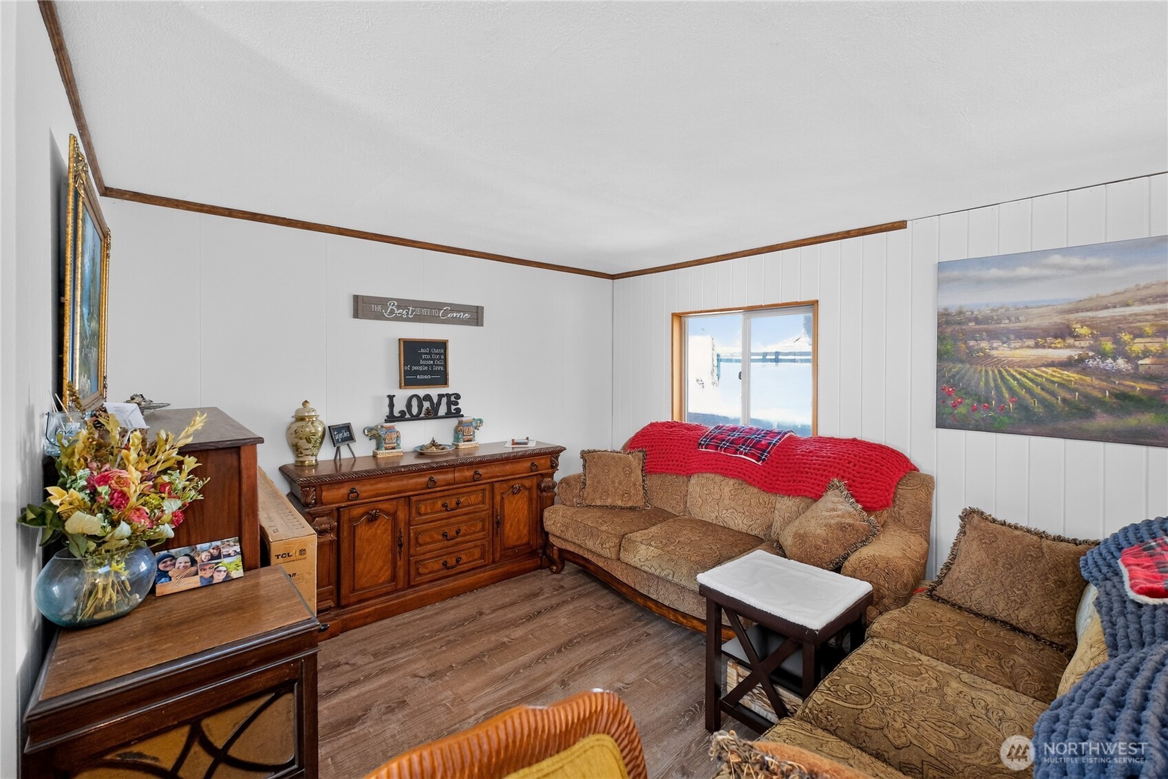 2322 Umptanum Road Property Photo 10