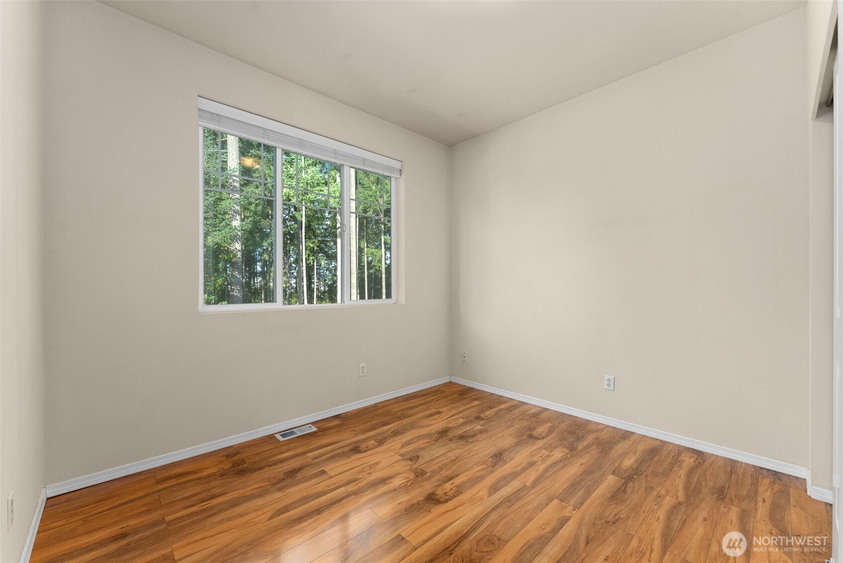 8504 Lackland Court Property Photo 11