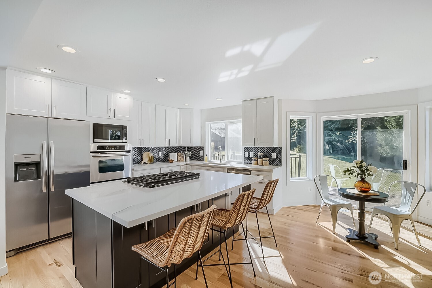 18608 117th Avenue Property Photo 9