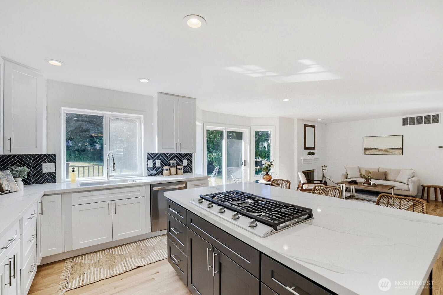 18608 117th Avenue Property Photo 12