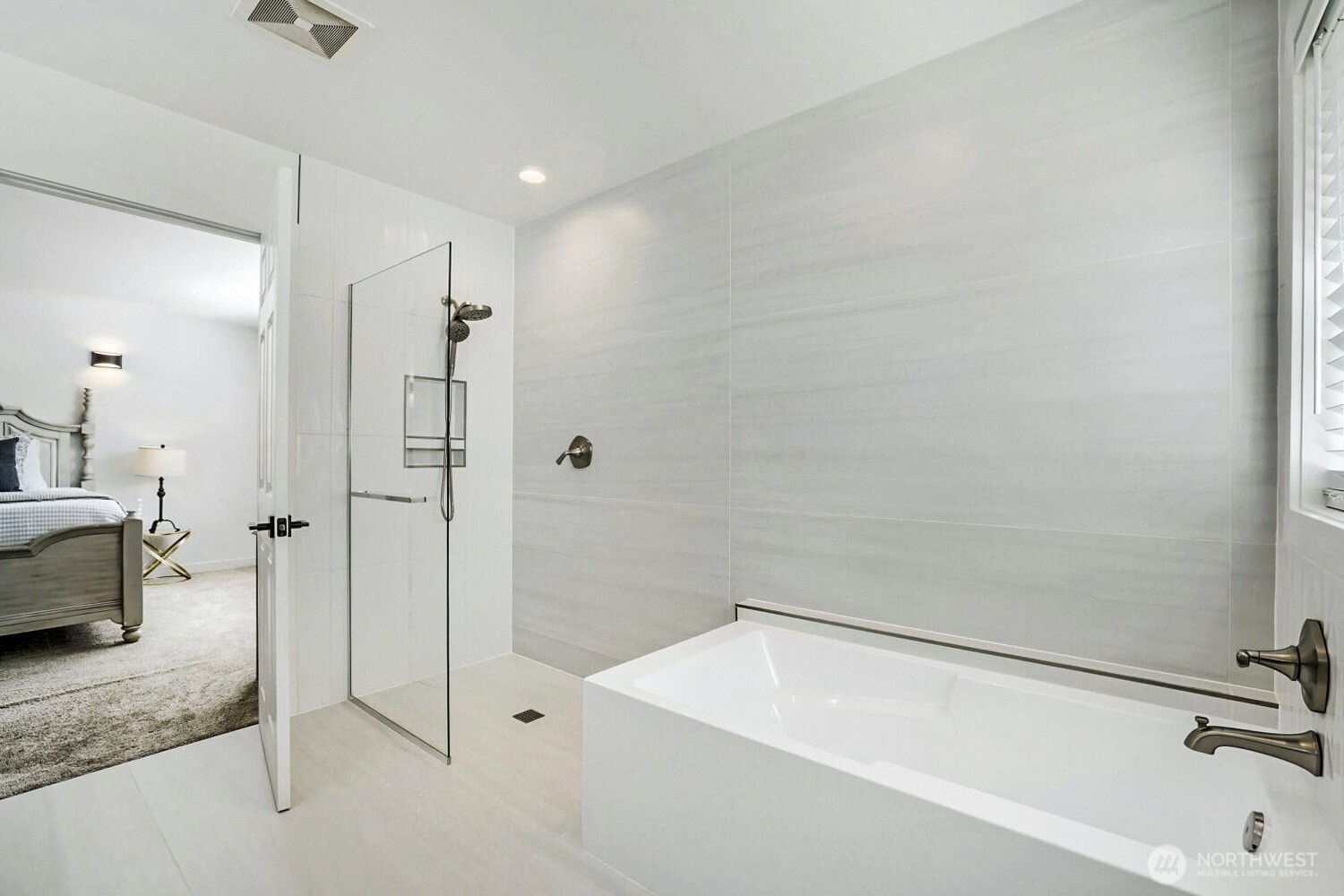 18608 117th Avenue Property Photo 18