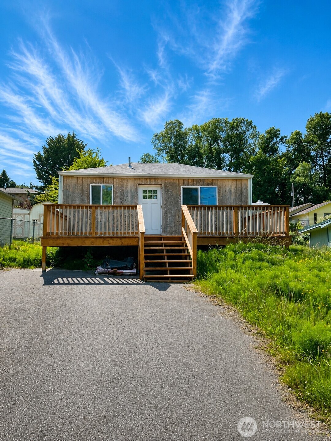 13055 33rd Avenue Property Photo 1
