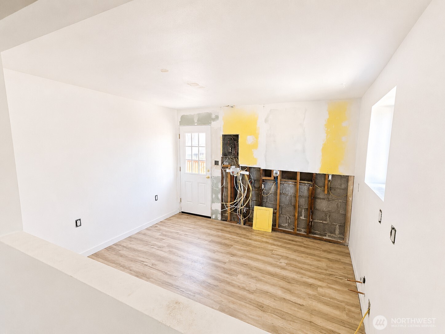 13055 33rd Avenue Property Photo 4