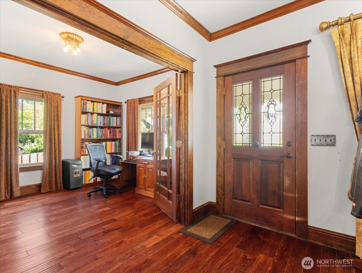 2400 H Street Property Photo 4