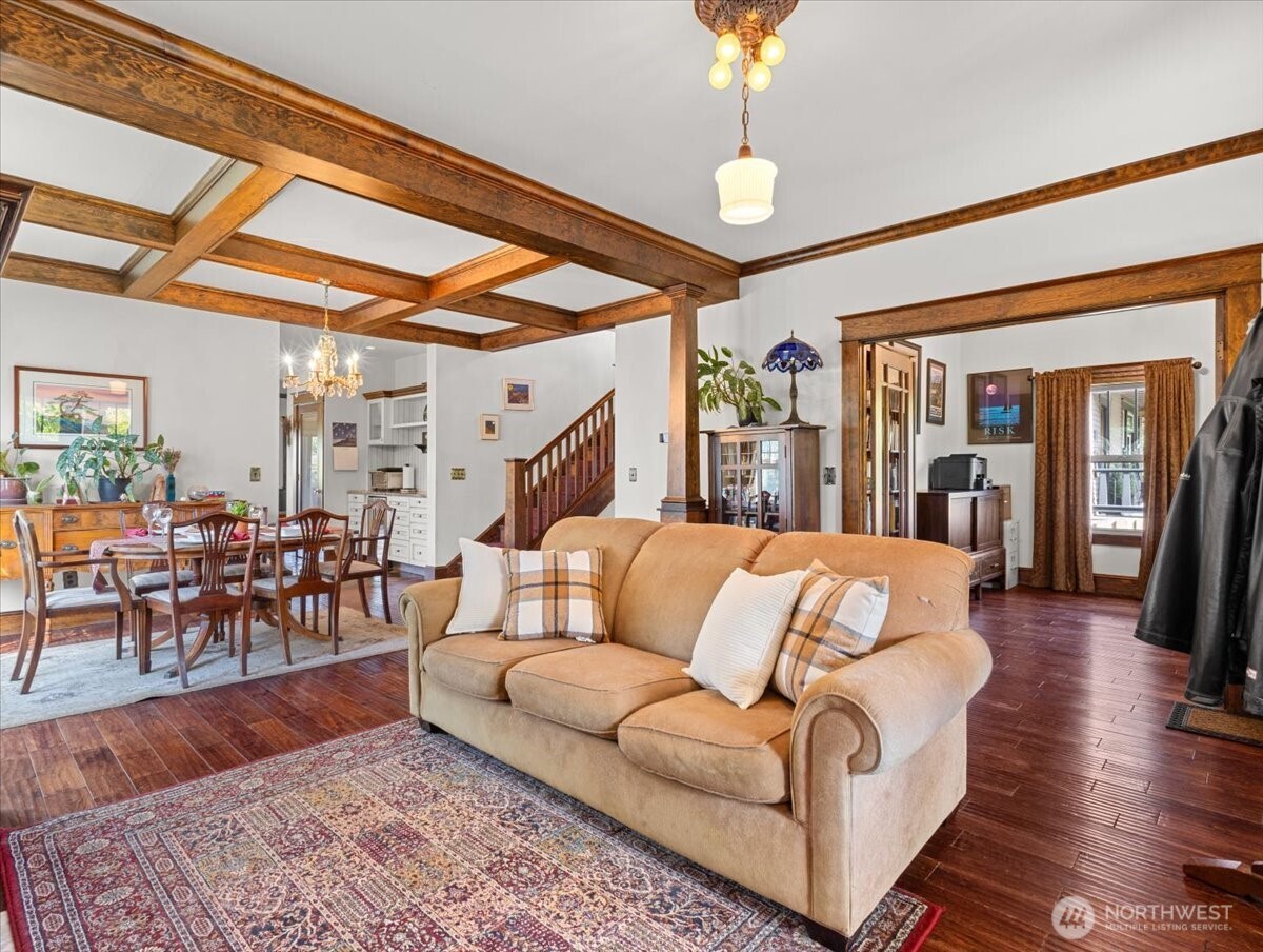 2400 H Street Property Photo 7