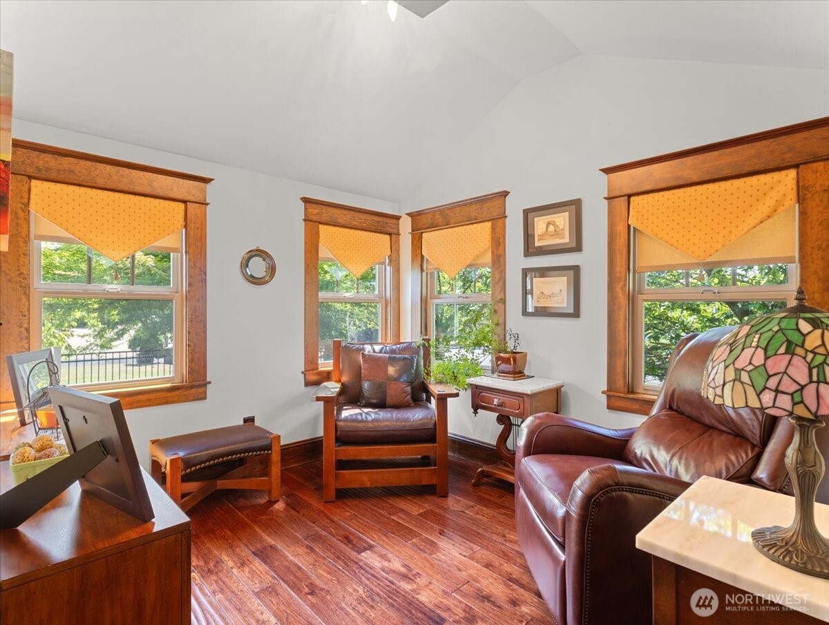 2400 H Street Property Photo 8
