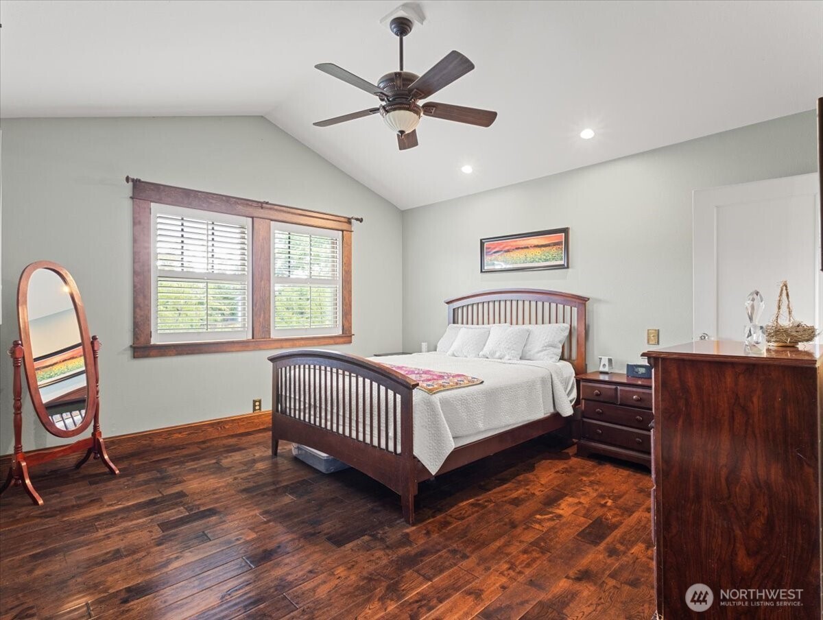 2400 H Street Property Photo 29