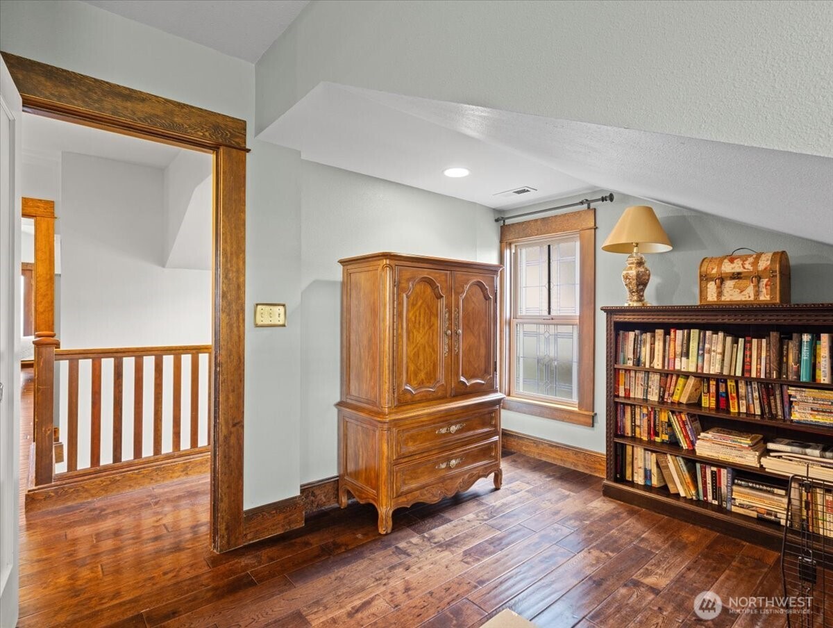 2400 H Street Property Photo 34