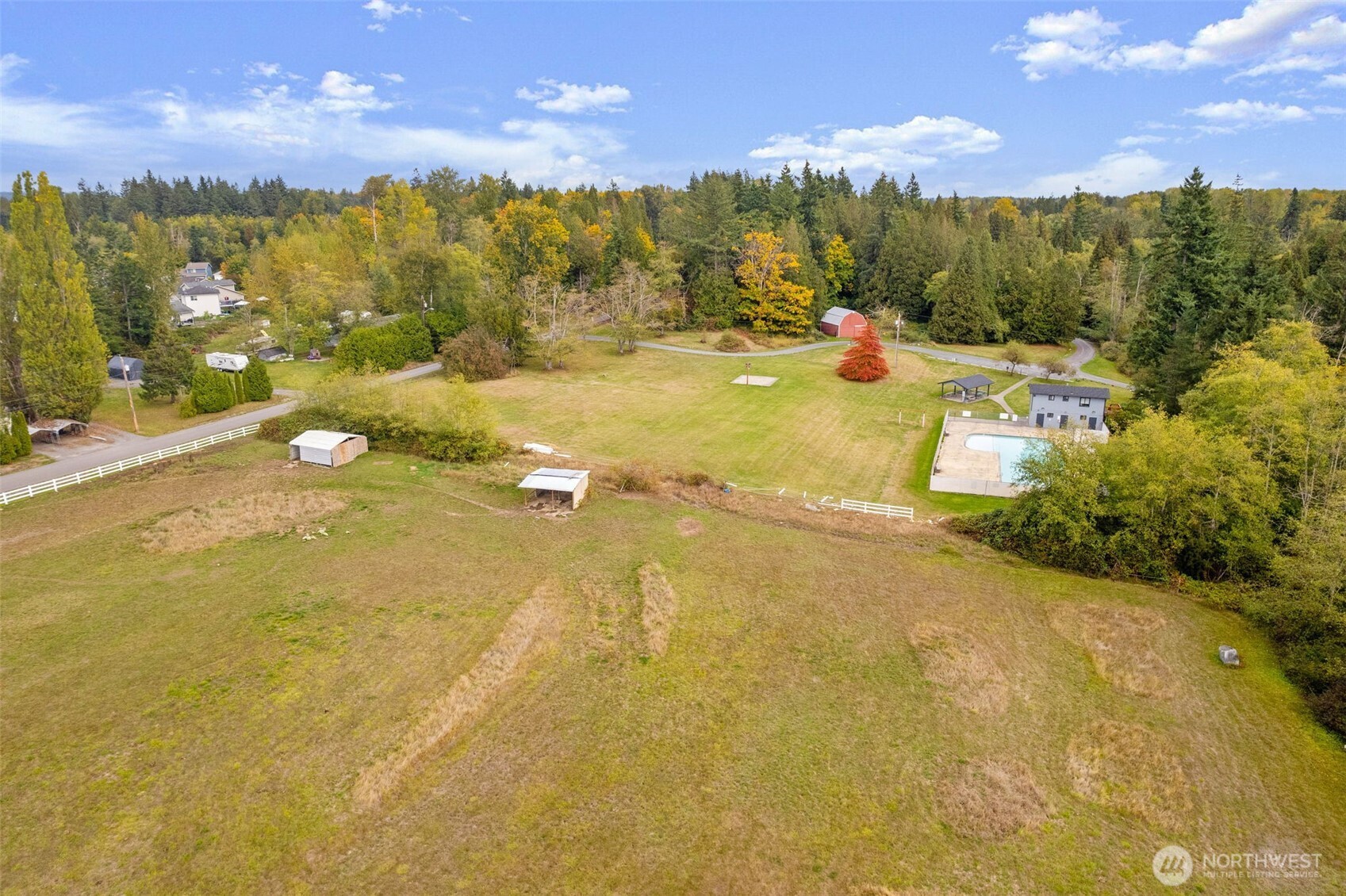 7876 Crocket Road Property Photo 4