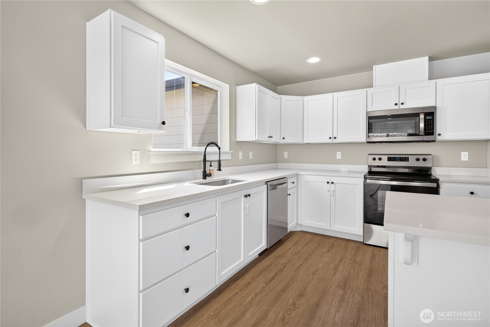 2213 2nd Street Property Photo 10