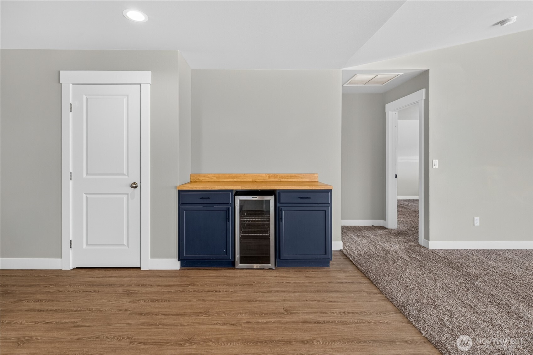 2213 2nd Street Property Photo 13