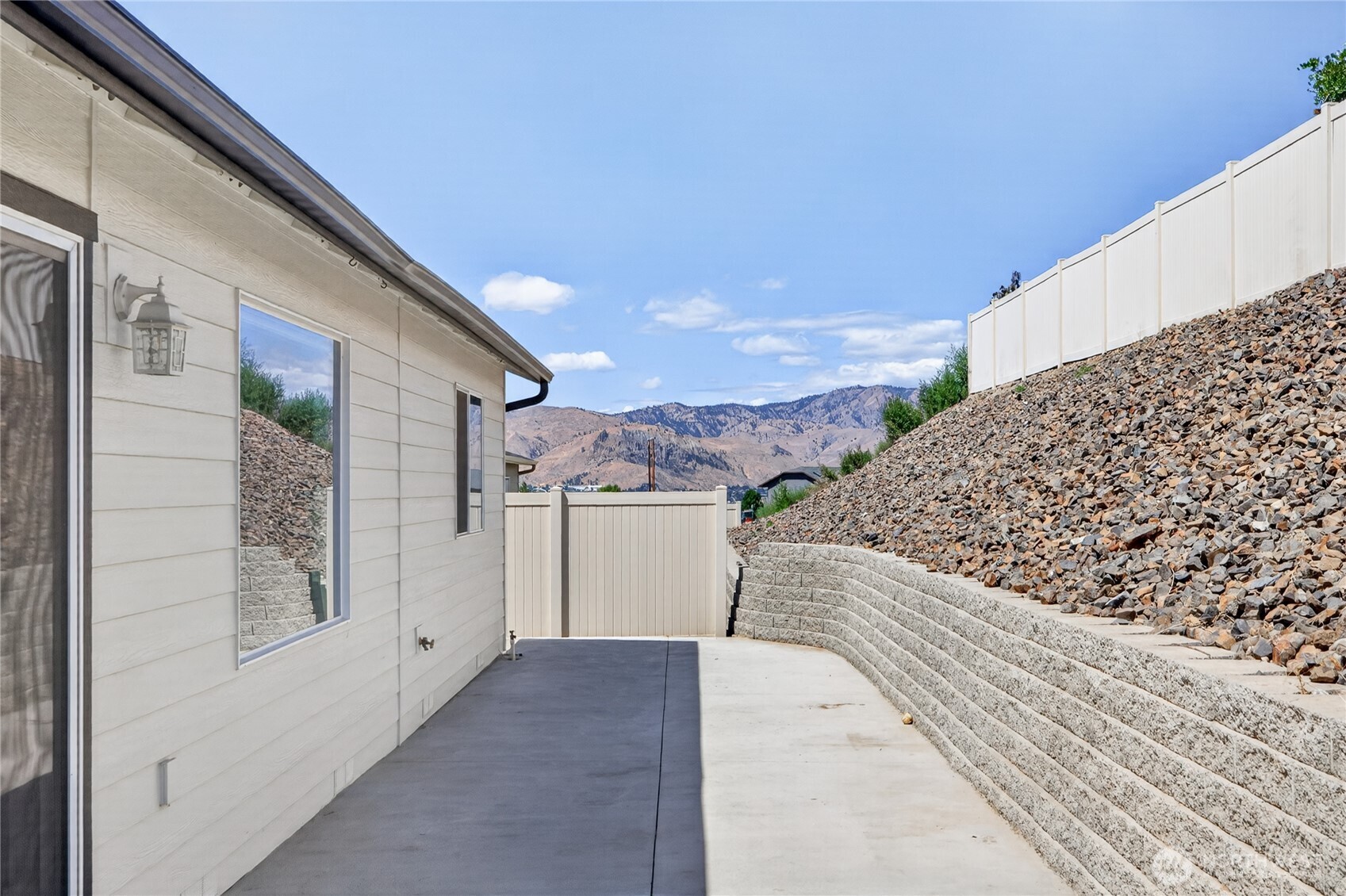 2213 2nd Street Property Photo 33