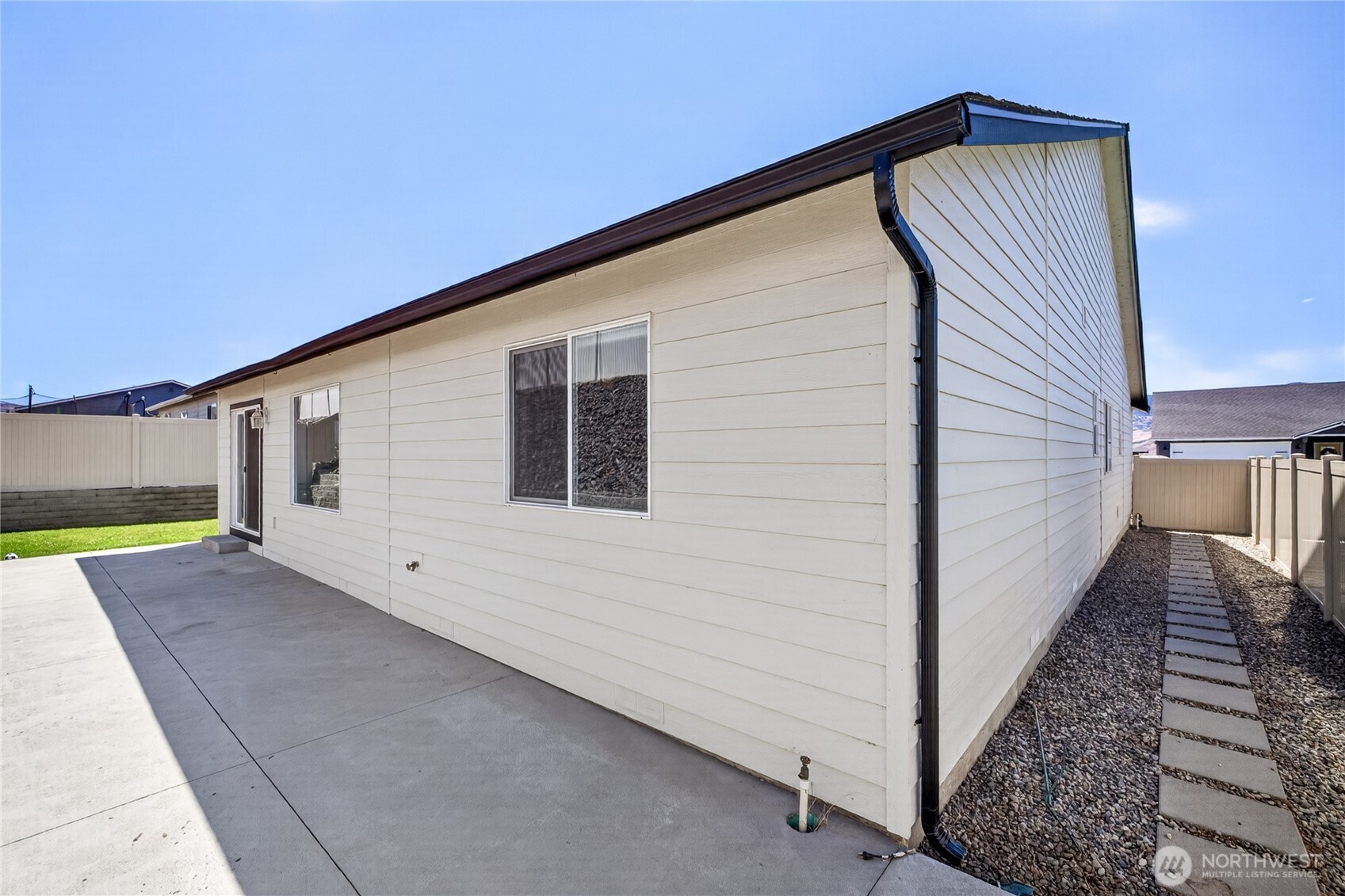 2213 2nd Street Property Photo 34