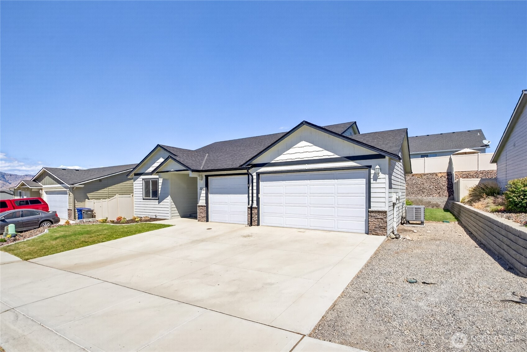 2213 2nd Street Property Photo 36