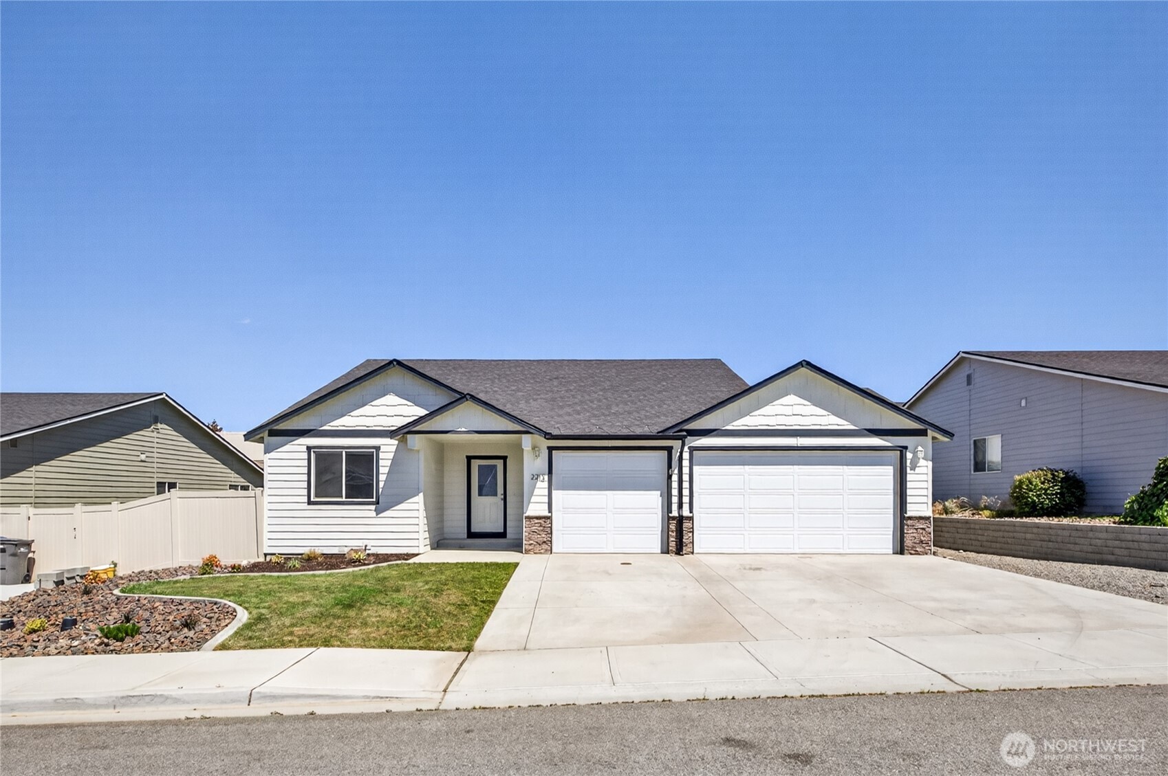 2213 2nd Street Property Photo 37