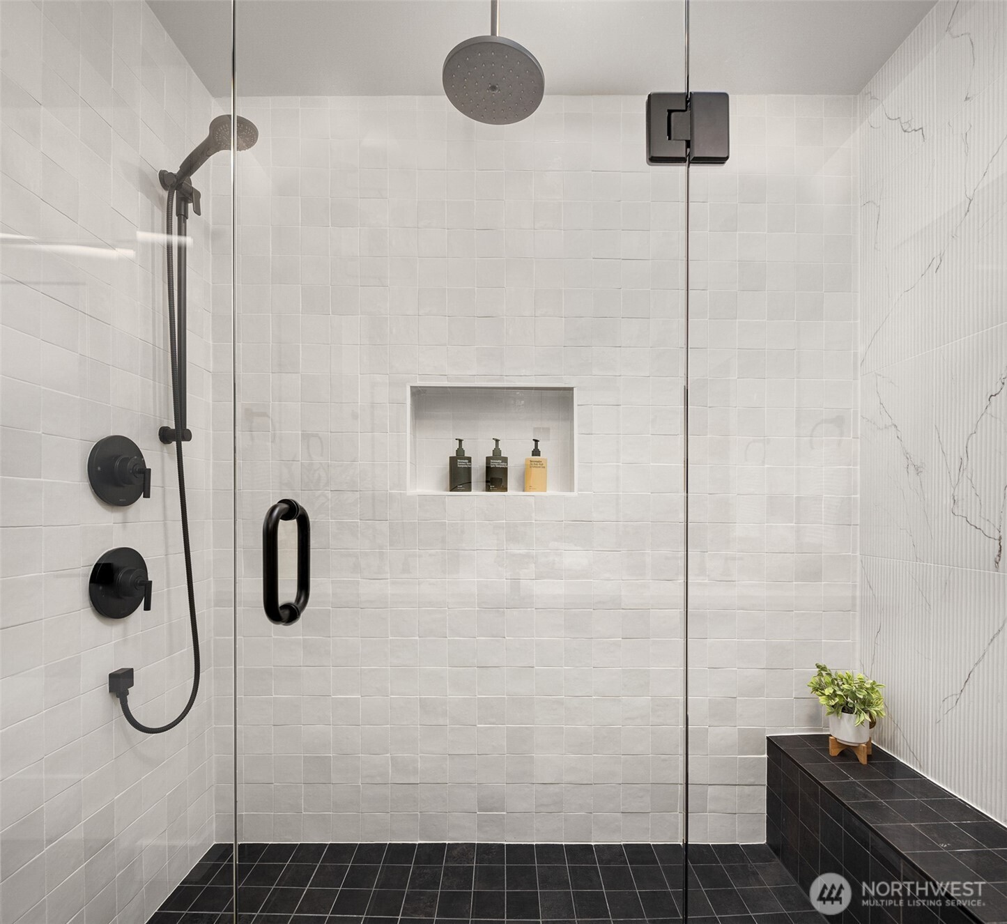 117 6th Street C Property Photo 22