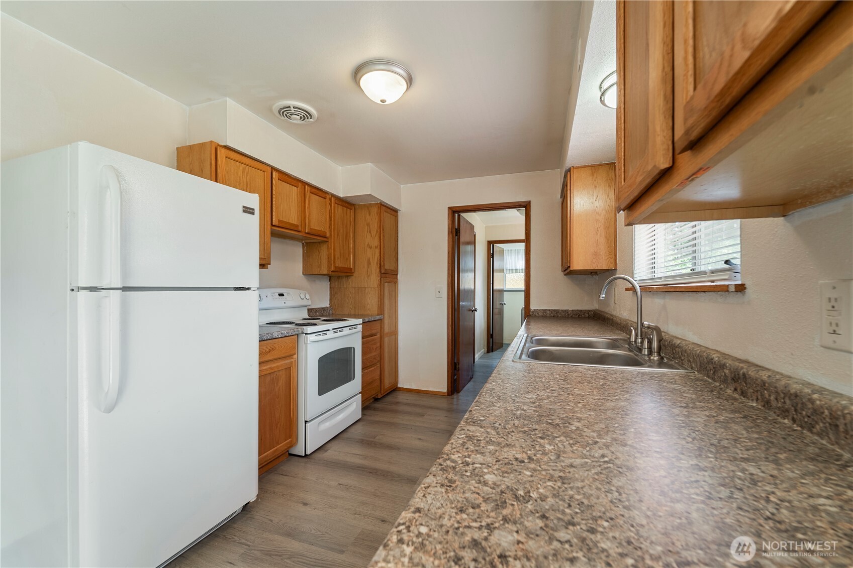 9820 Washington Blvd Sw Property Photo 3