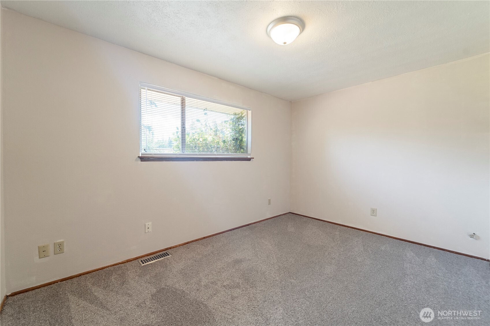 9820 Washington Blvd Sw Property Photo 13
