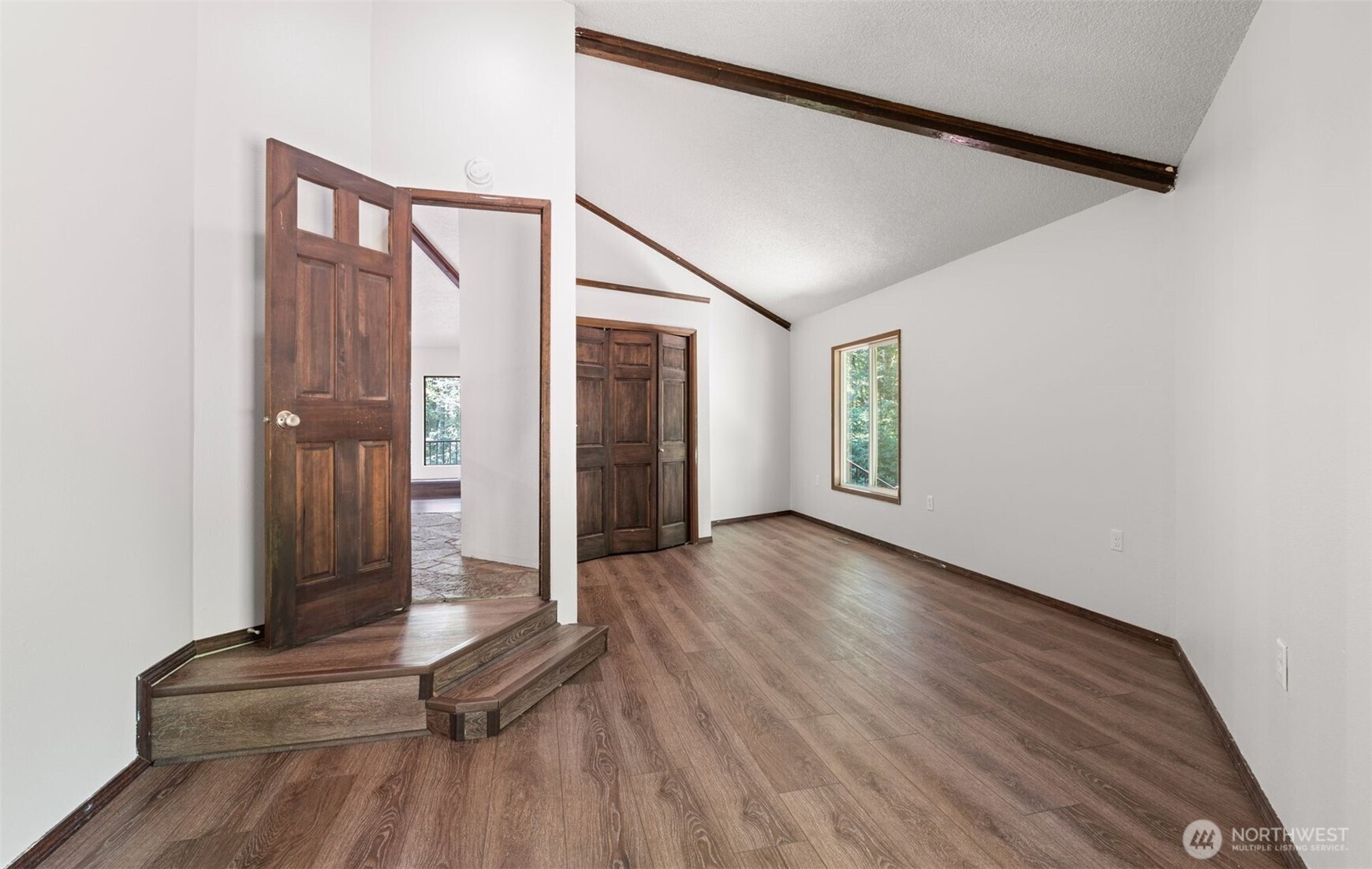 14494 Ne Valley View Lane Property Photo 7