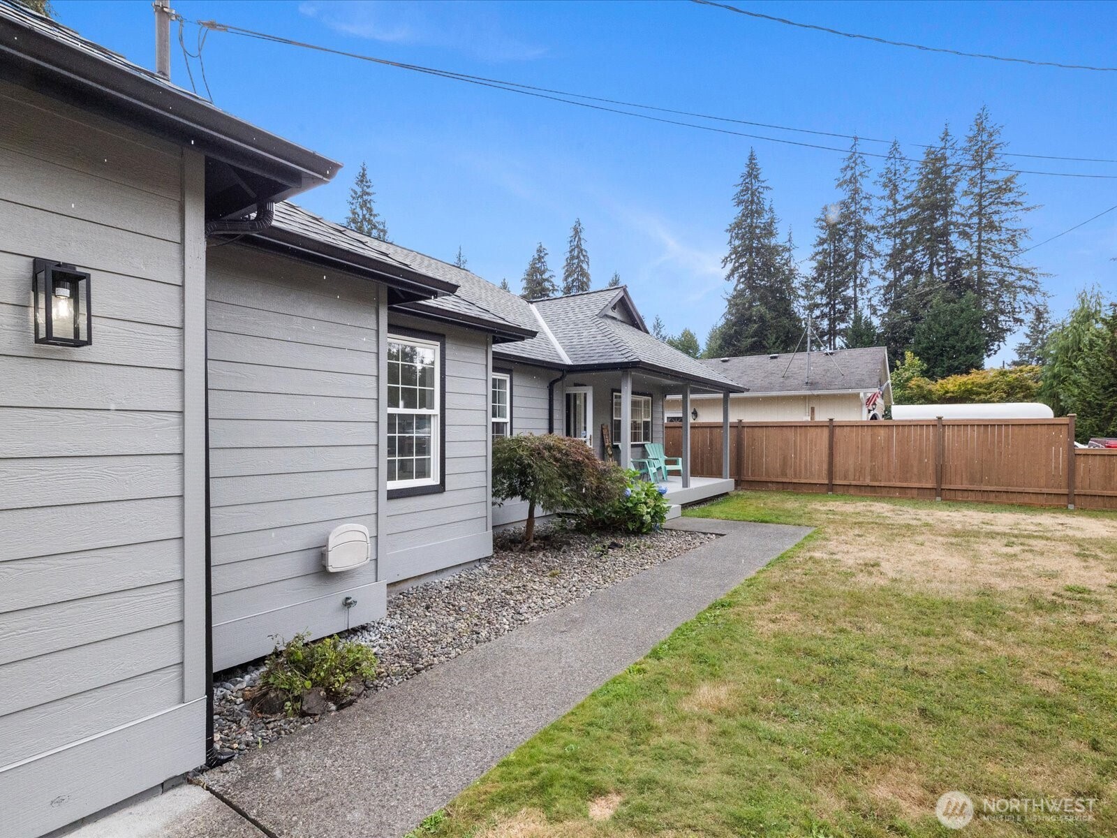 17228 120th Place Property Photo 2