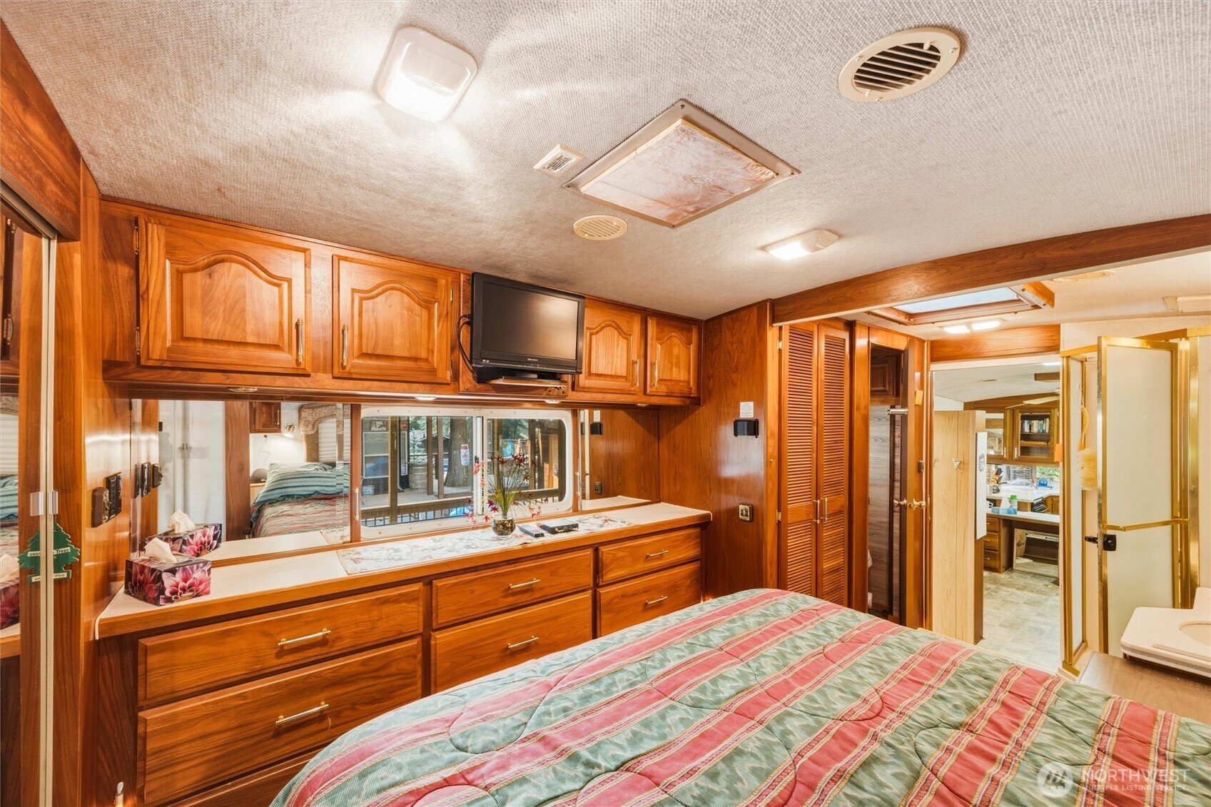 162 1 Fireside Lodge Circle Property Photo 10