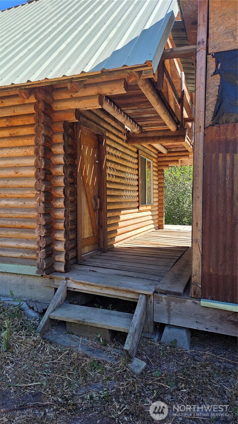 8925 Merry Canyon Road Property Photo 28