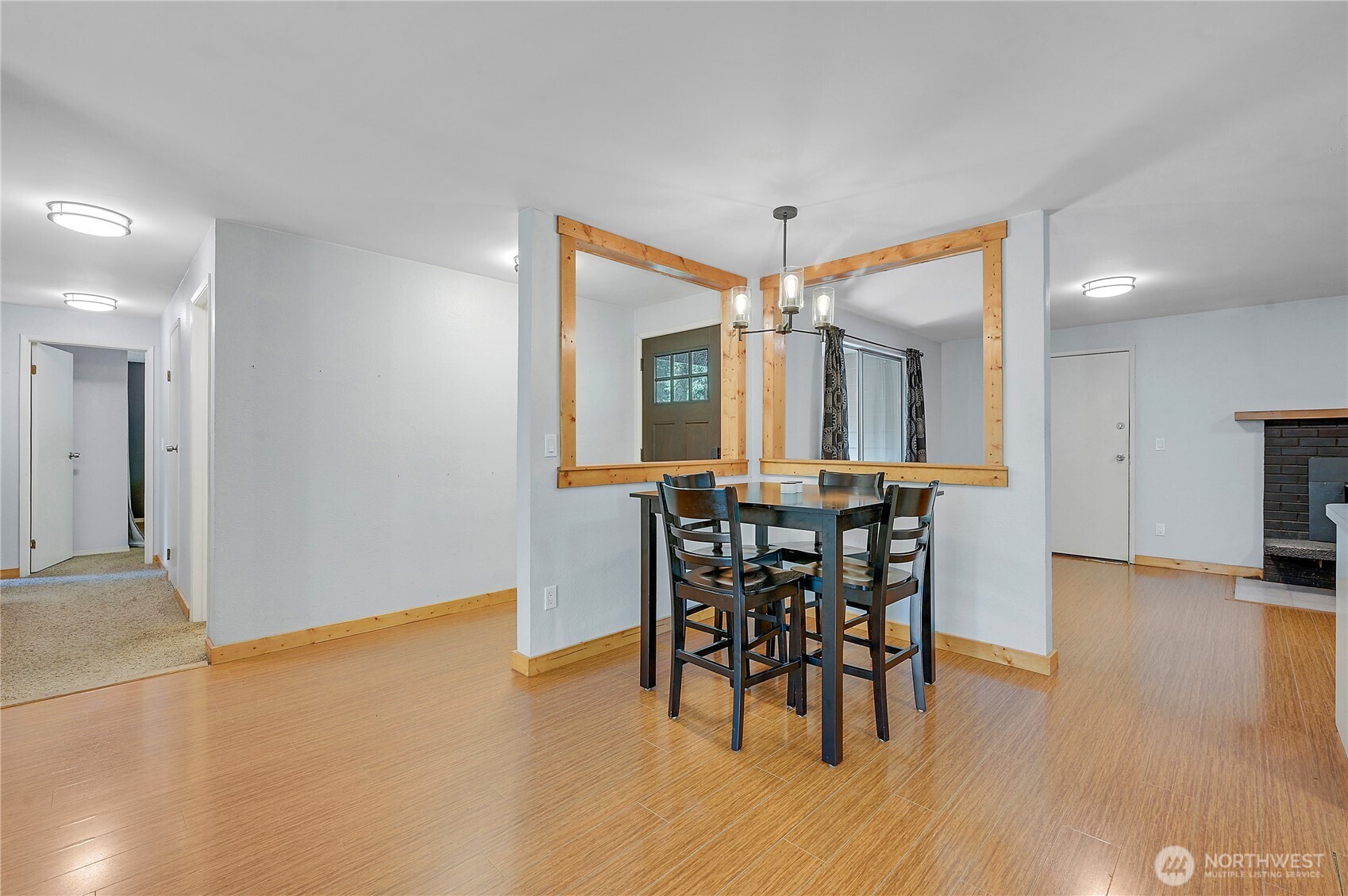 40 Candace Road Property Photo 6