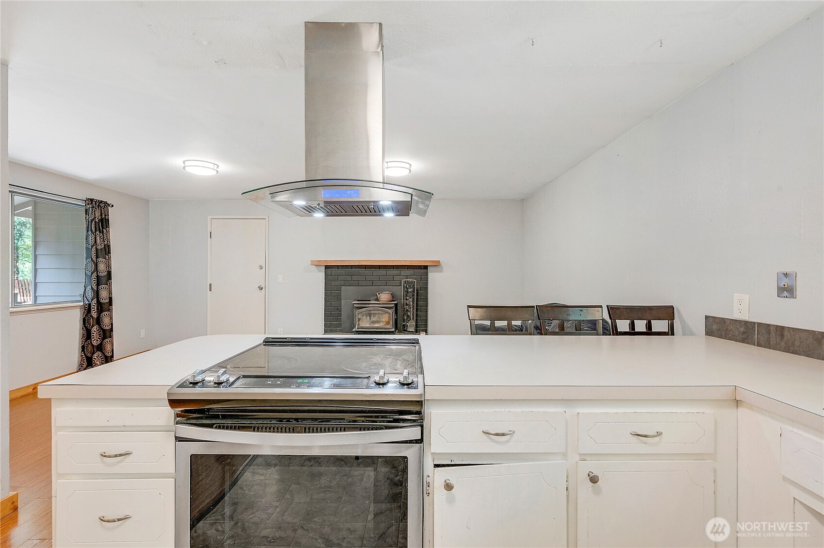 40 Candace Road Property Photo 11