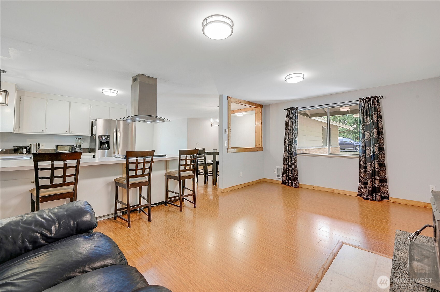 40 Candace Road Property Photo 14