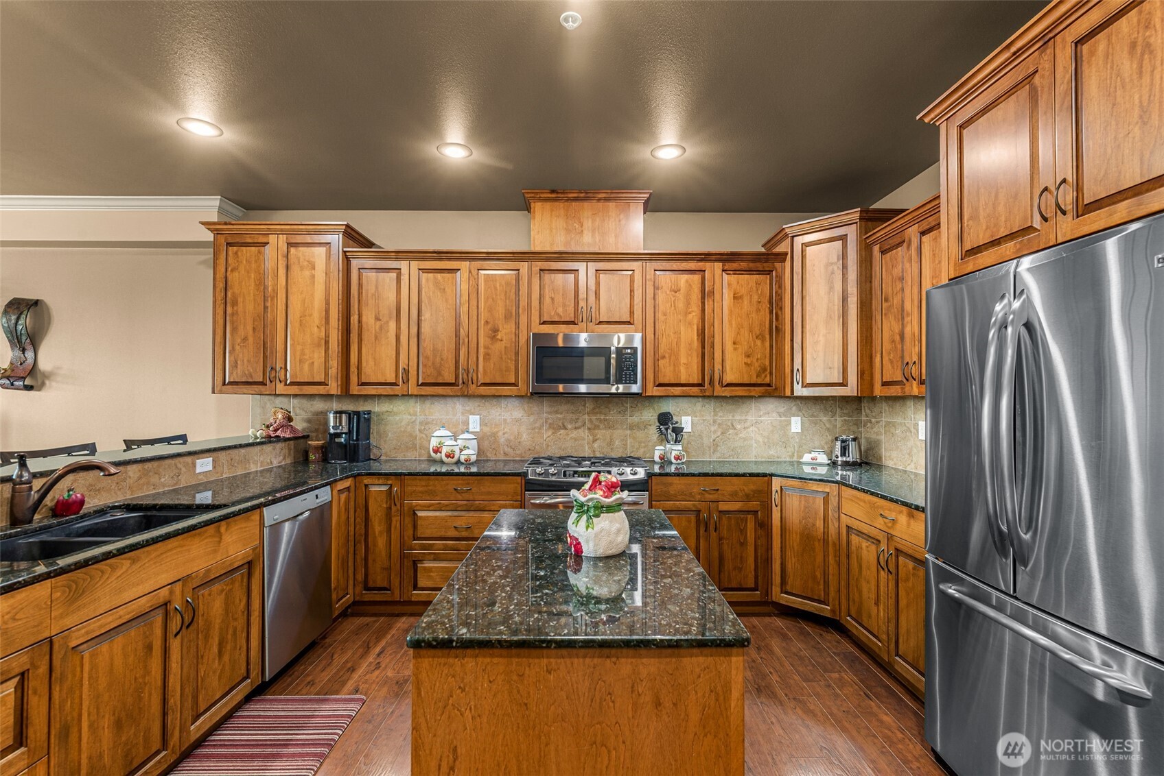 1770 Central Avenue 1-c Property Photo 6