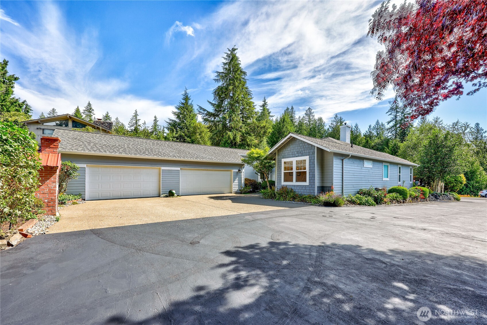 612 Rainier Lane Property Photo 1