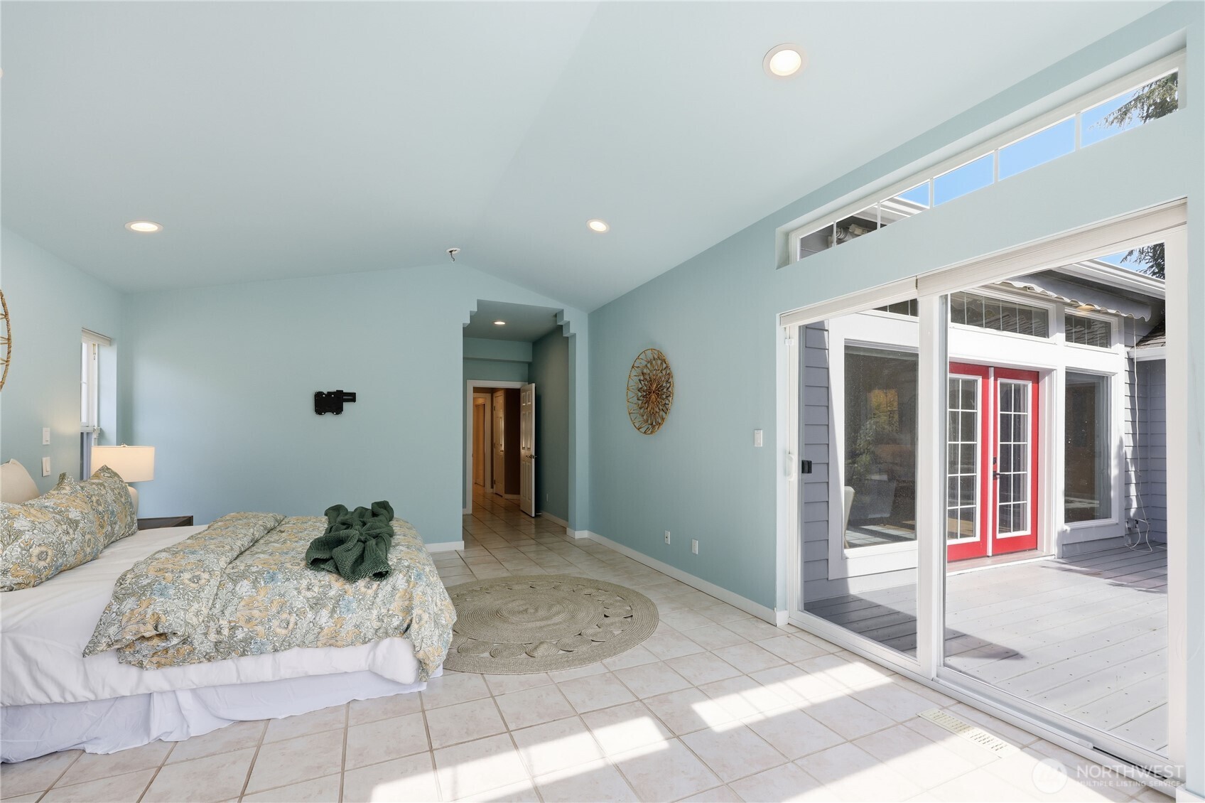 612 Rainier Lane Property Photo 16