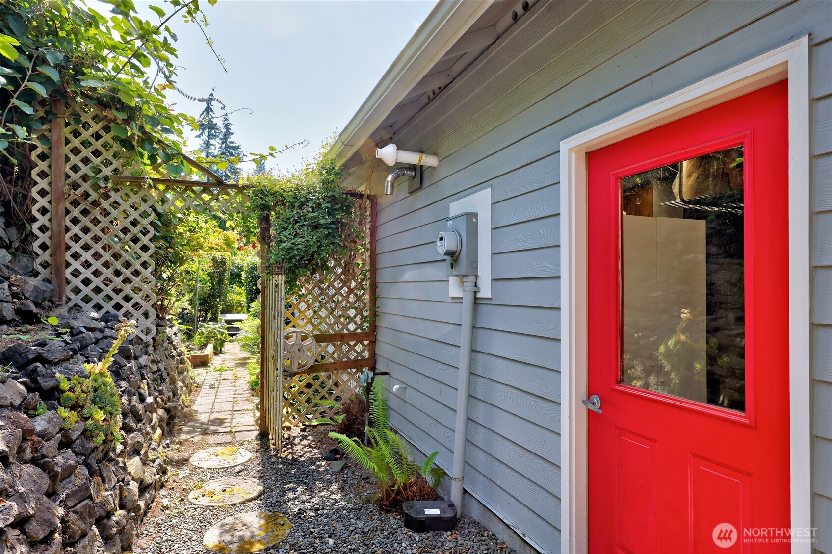 612 Rainier Lane Property Photo 40