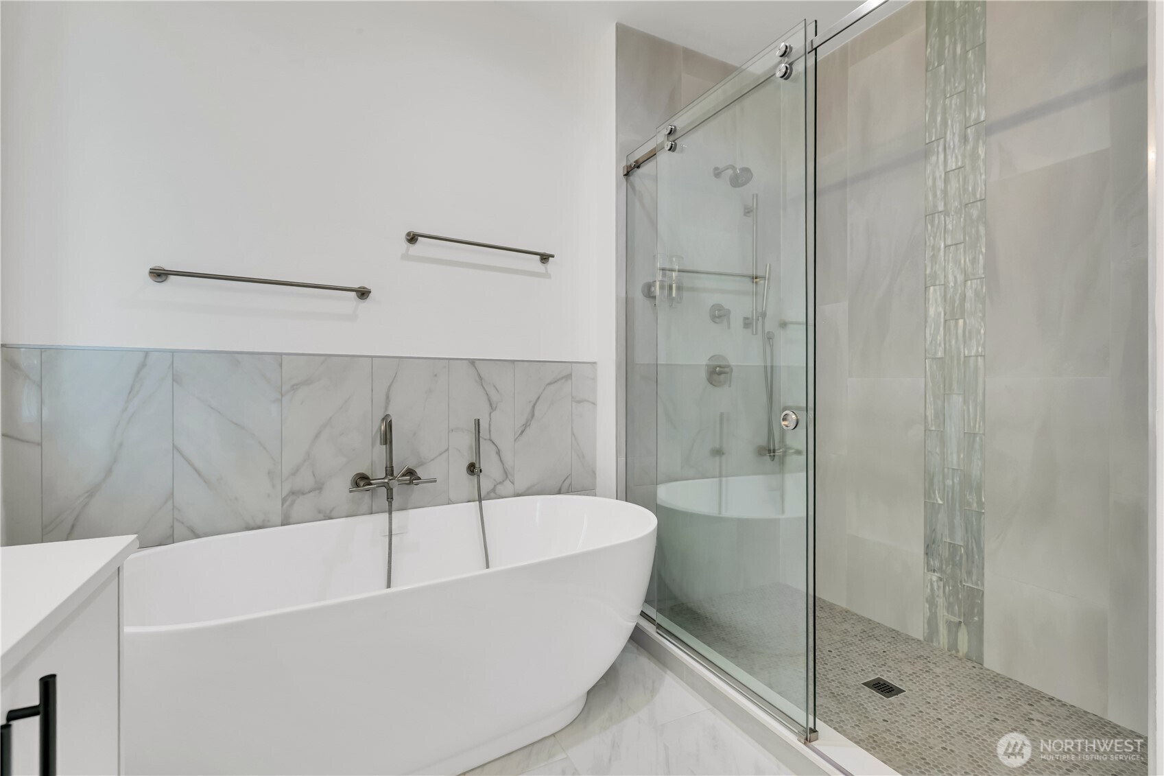 1778 A Alki Avenue Property Photo 17