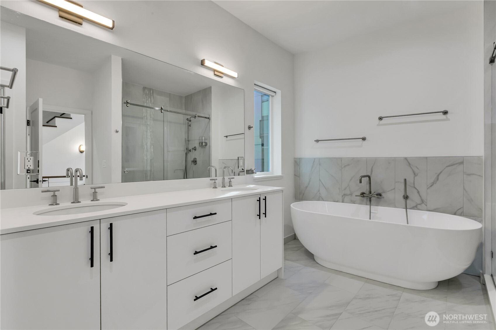 1778 A Alki Avenue Property Photo 18