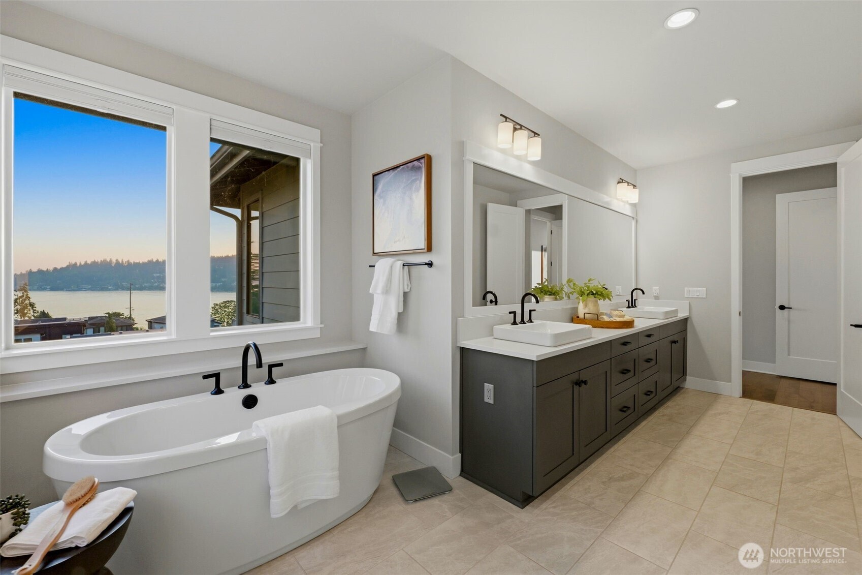 3927 Park Avenue Property Photo 19