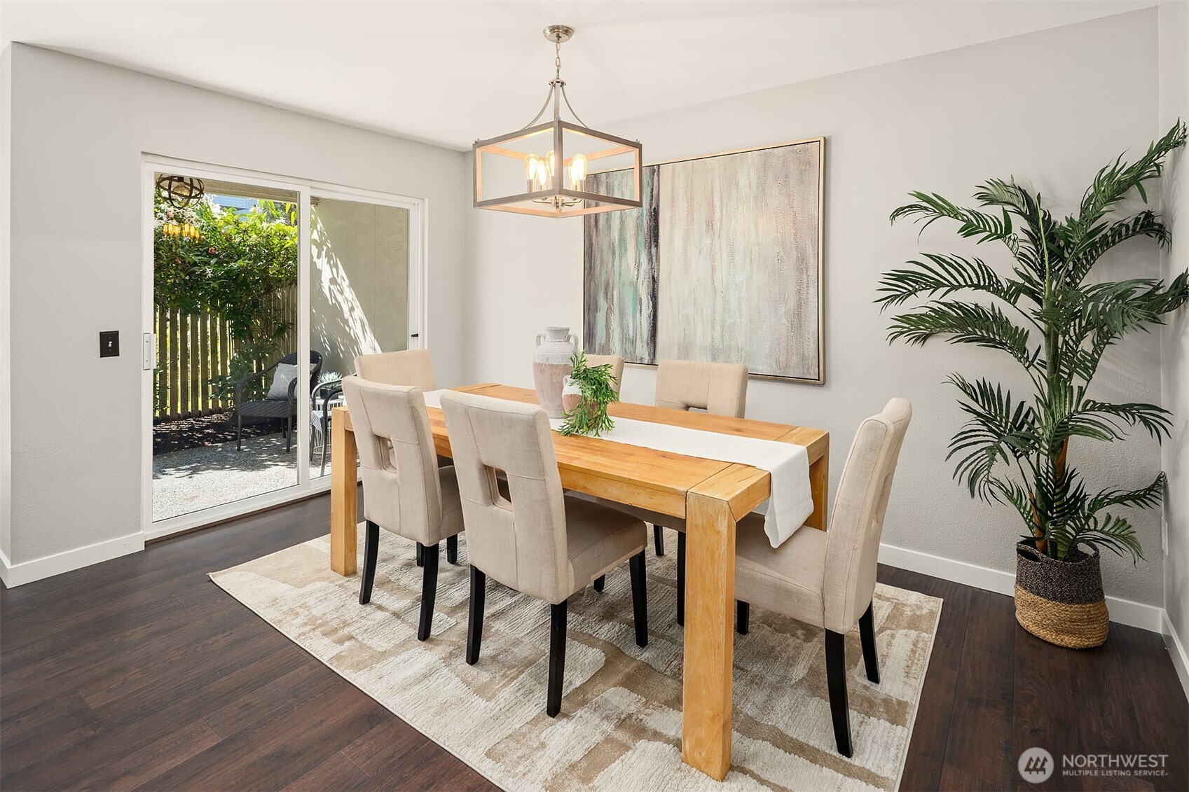 1606 103rd Place K5 Property Photo 5