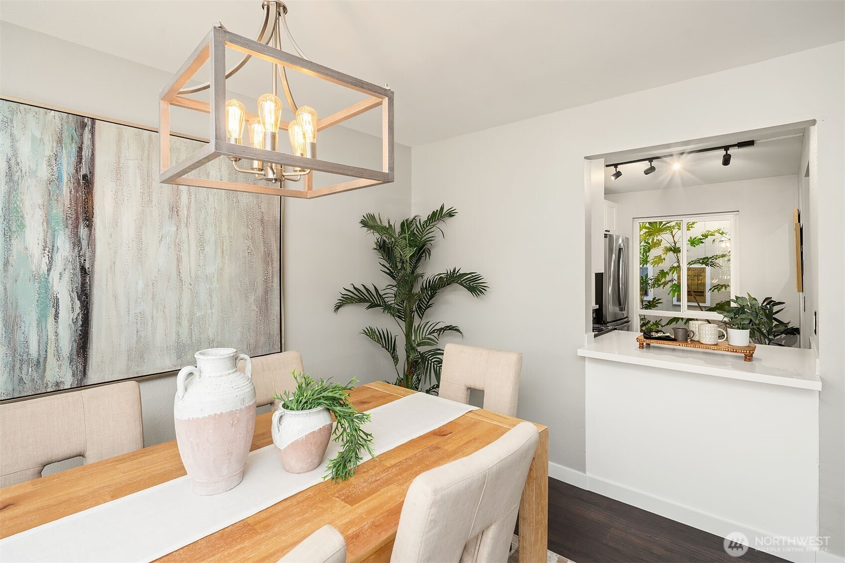 1606 103rd Place K5 Property Photo 6