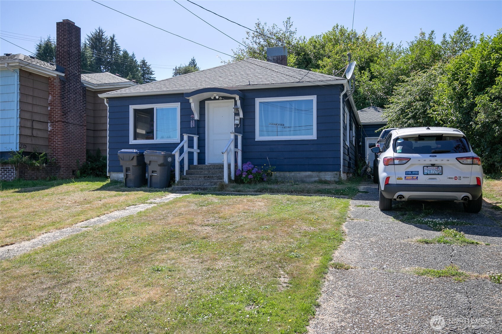 1505 N B Street Property Photo 3
