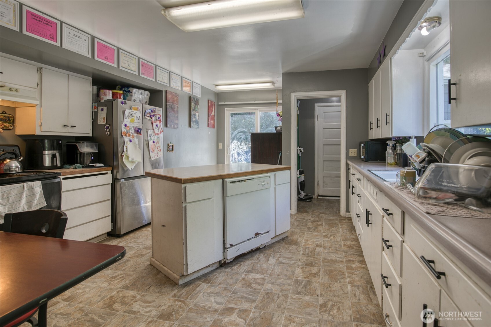 1505 N B Street Property Photo 13