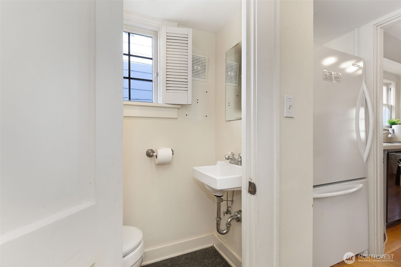 710 10 Avenue Property Photo 13