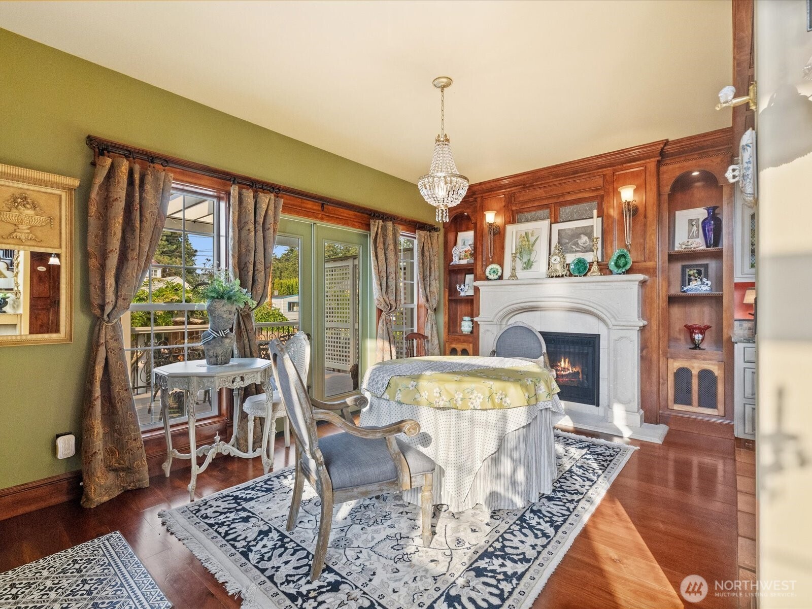519 Talbott Street Property Photo 6