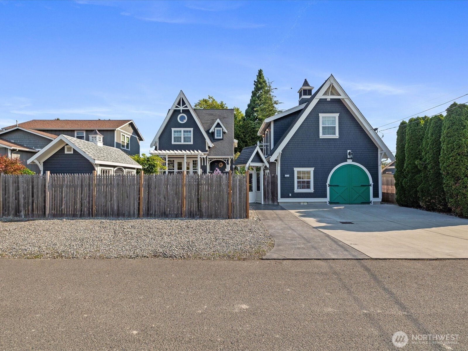 519 Talbott Street Property Photo 35