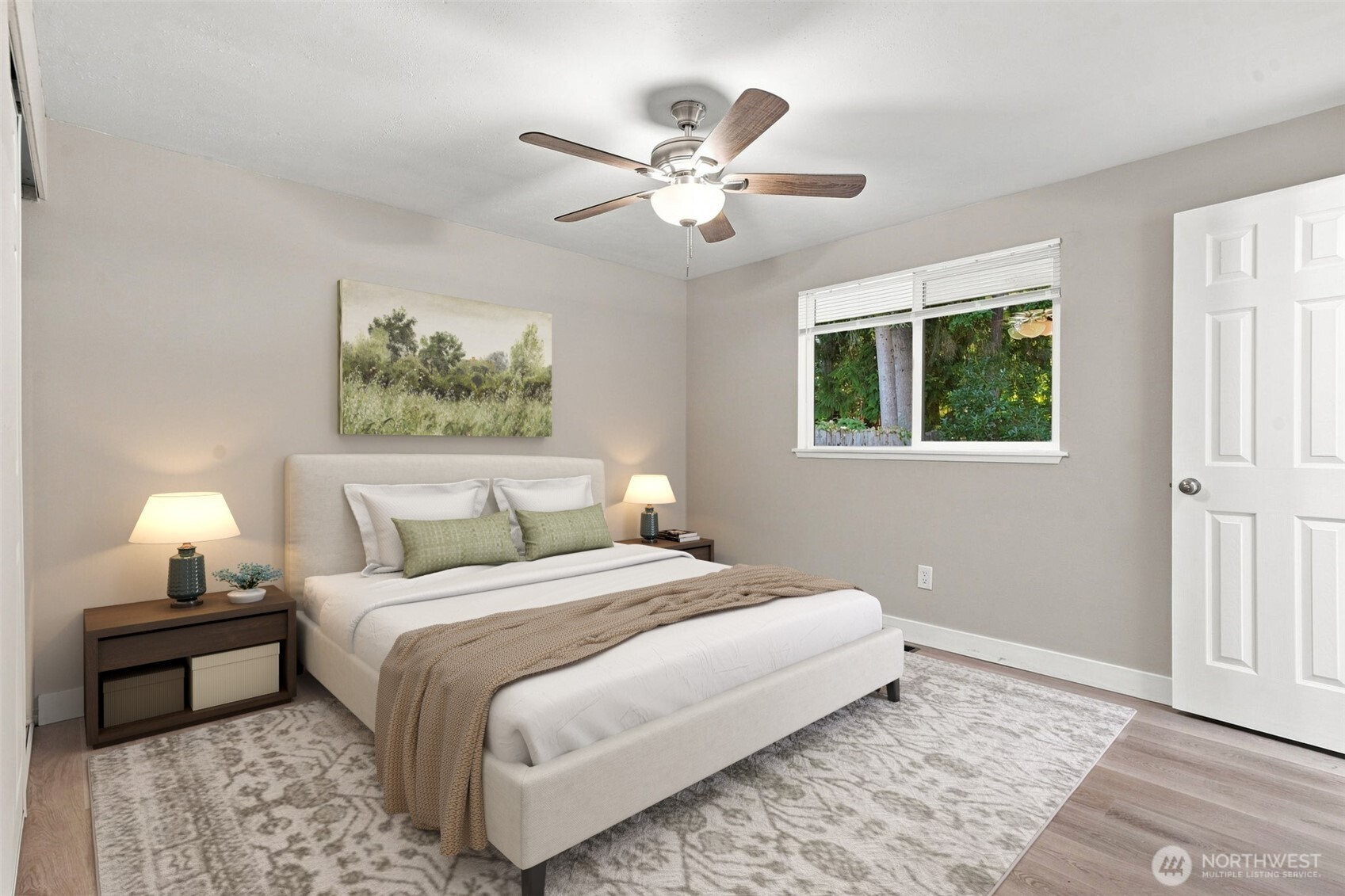 483 Ne Conifer Drive Property Photo 14