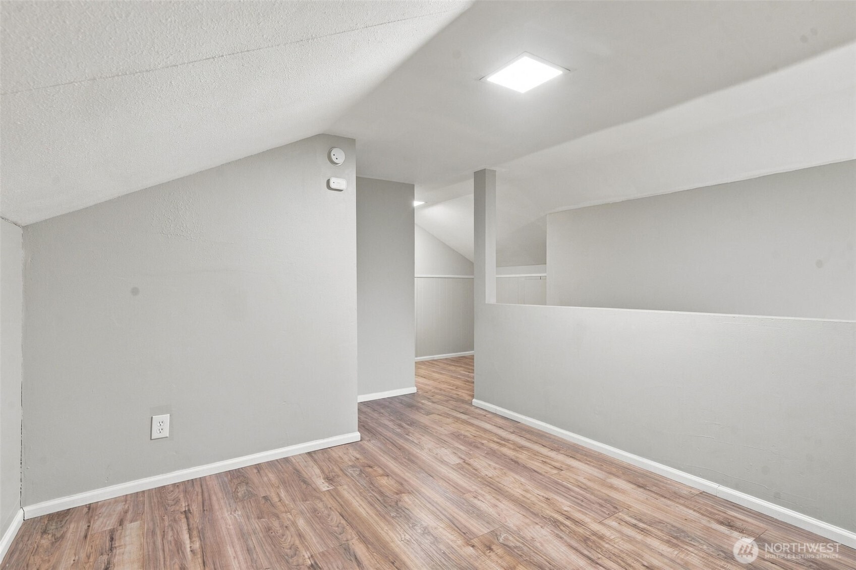 483 Ne Conifer Drive Property Photo 30