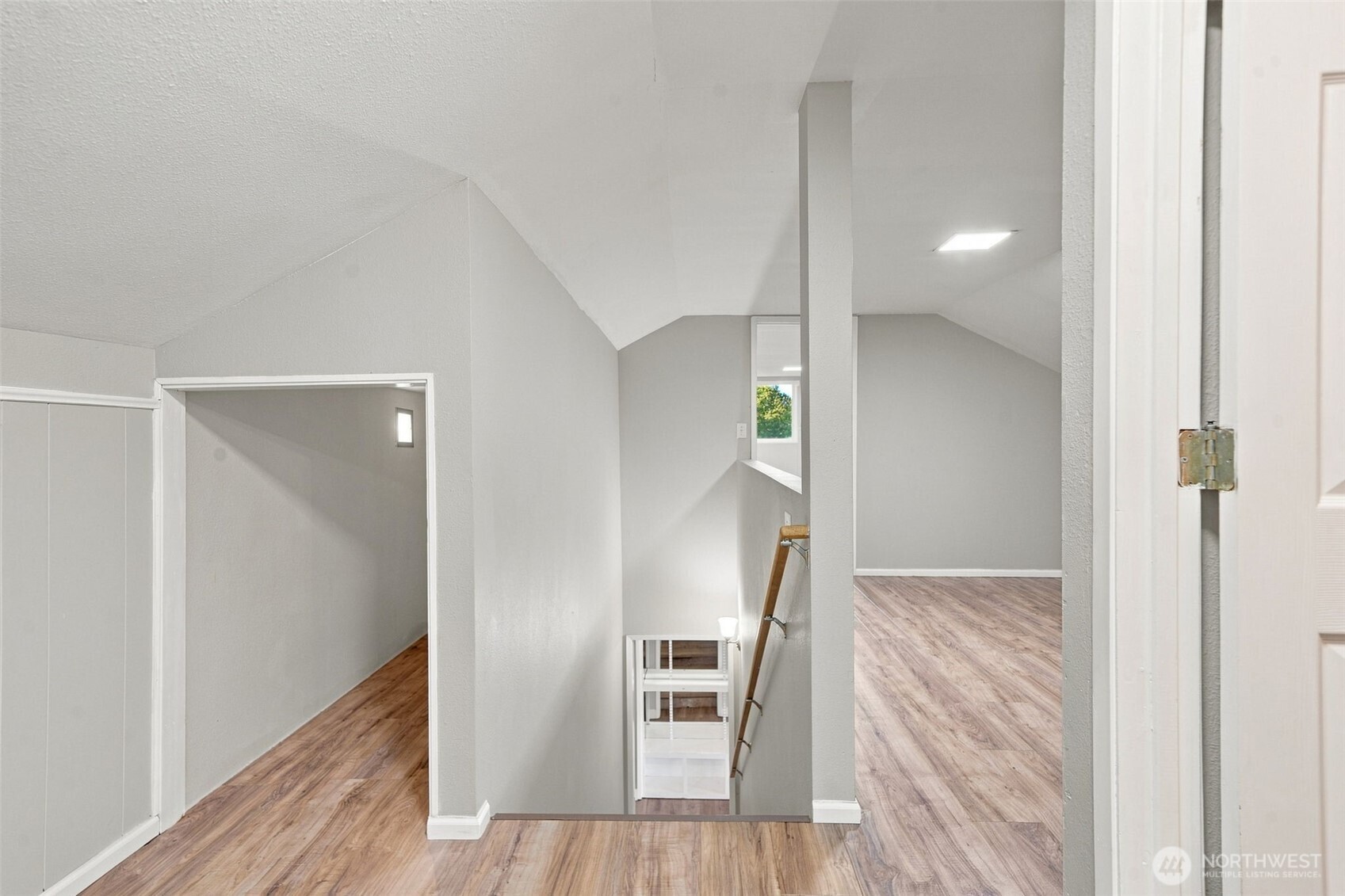 483 Ne Conifer Drive Property Photo 31