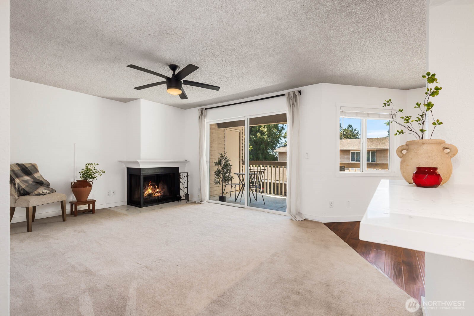 725 9th Avenue 201 Property Photo 5